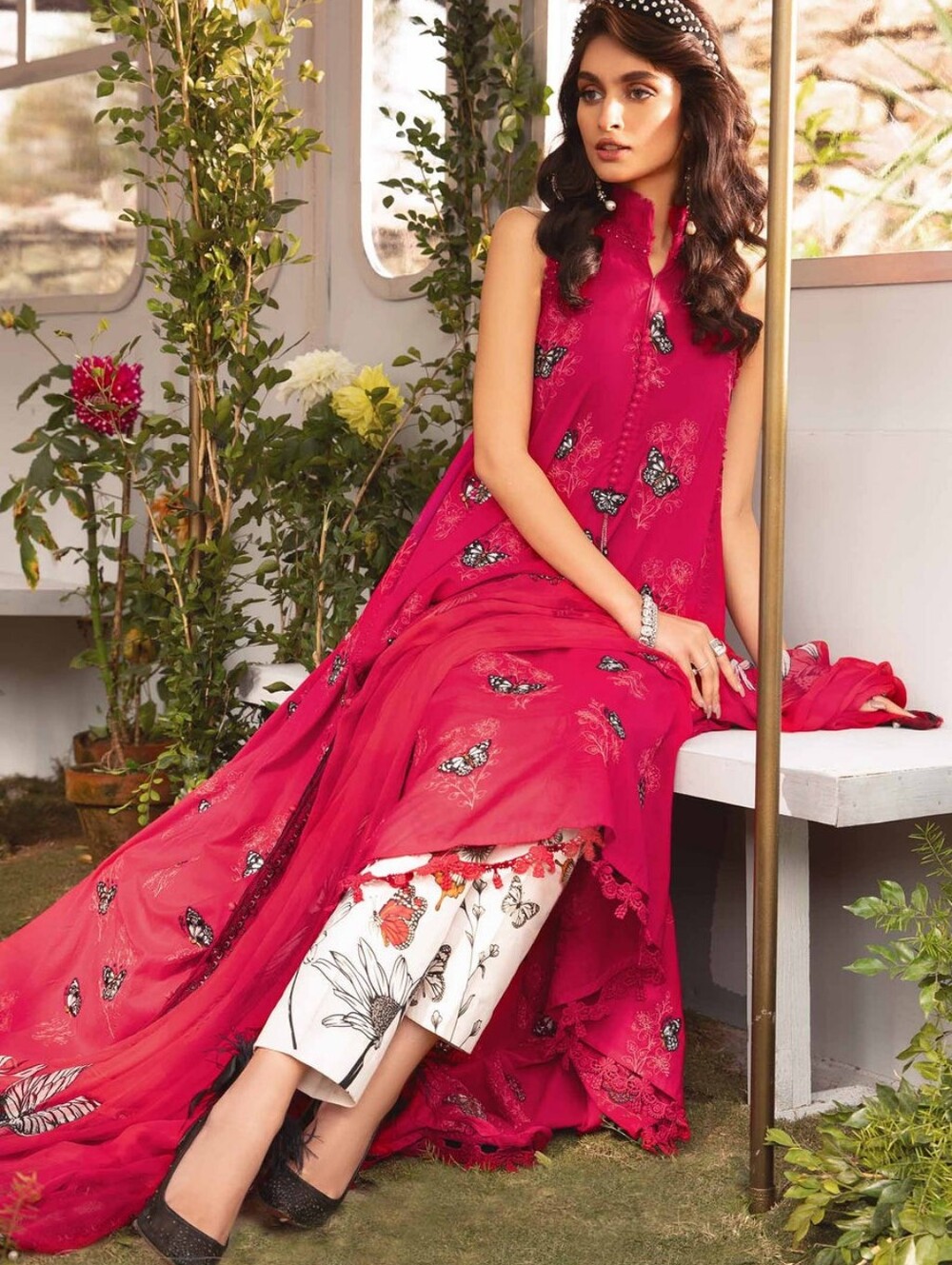 Maria B. Luxury Lawn 3 Pc Suit